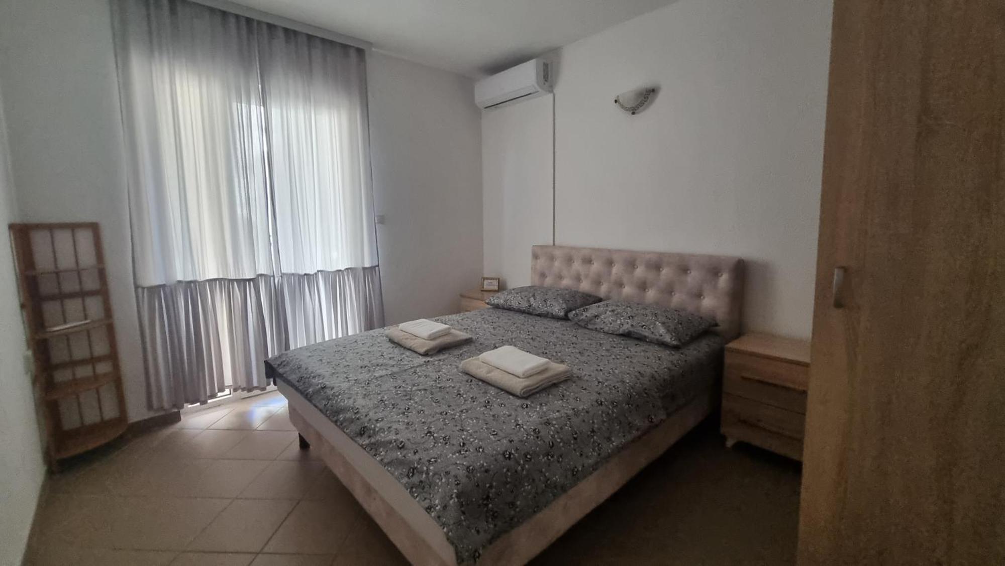Apartmani Mina Бар Экстерьер фото